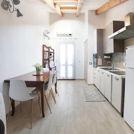 Casa Antonella Al Centro Di شقة